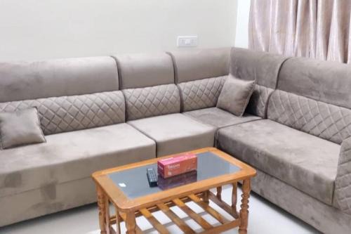 Servostay 2 Bhk Fully Furnished in Hafeezpet #201