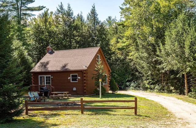 *Shady Moose Chalet*