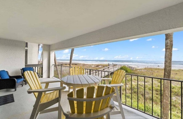 Shipwatch D201 | Beachfront | 2 Outdoor Pools | Bayside Boat Dock