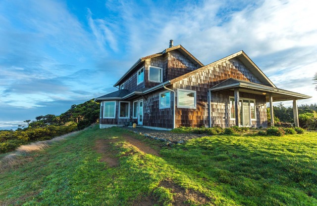 Shore Pines - Oceanfront Next to Sheep Ranch Golf Course