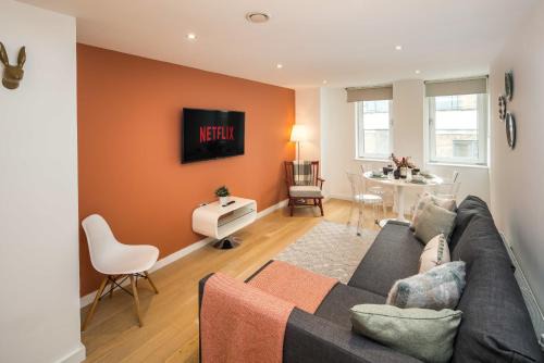 Shoreditch Apartments by Sleepy