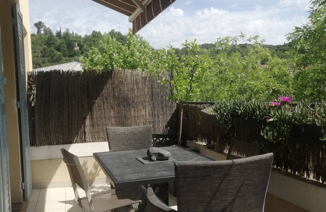 Short-term rental. Two-room apartment