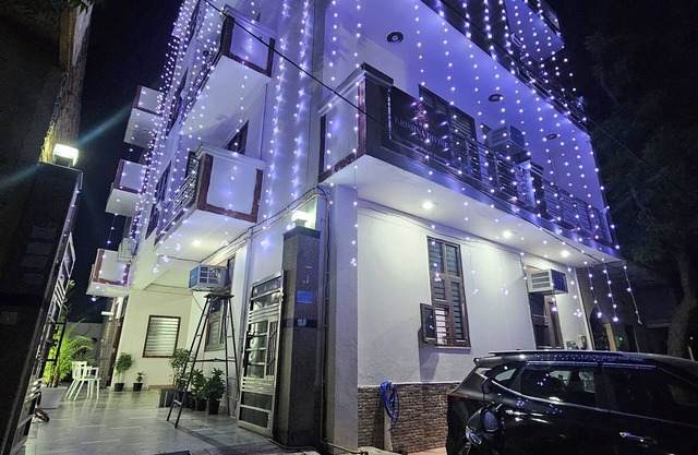 Shri Krishna Divine Dham