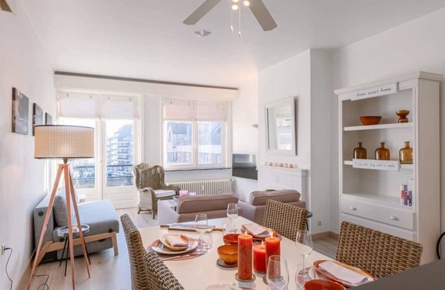 Side Sea View Studio Beach Access Knokke