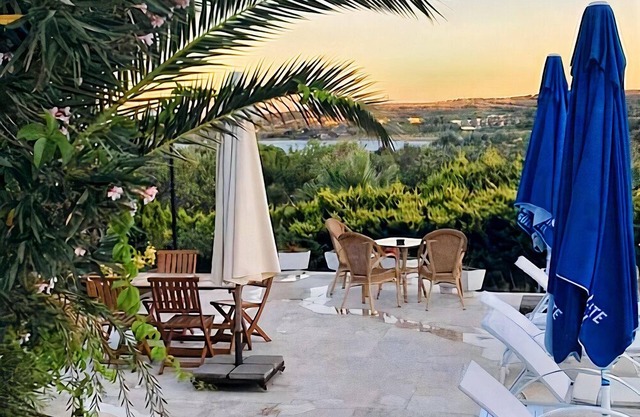 Siesta Otel Bozcaada