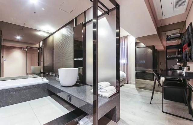 Sillim Dominic Hotel