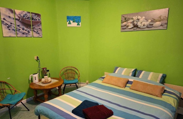 Simpele slaapkamer Geraardsbergen