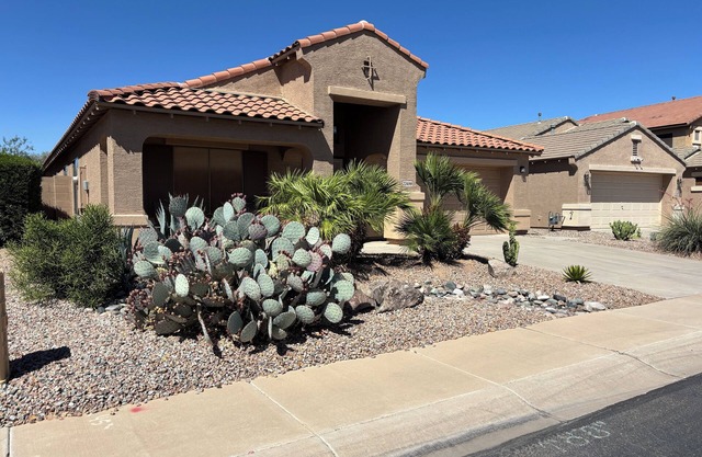 Single Level, Beautiful home in Maricopa