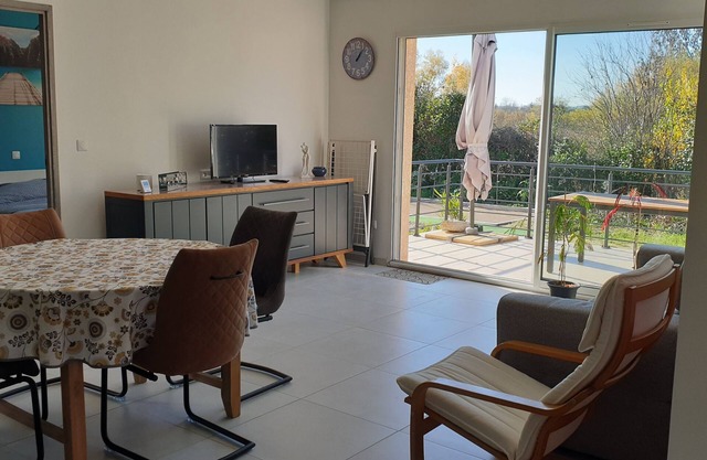 Single-storey 2-bedroom gite