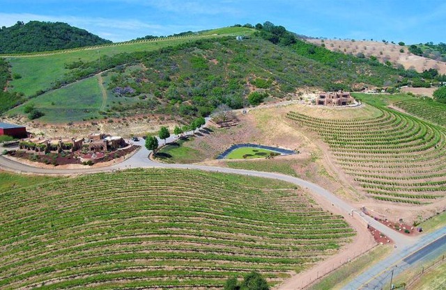 Sirena Vineyard Resort - 3 Bedroom guest house