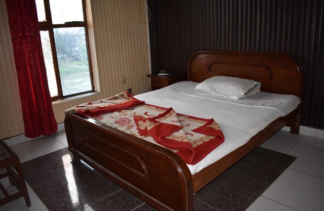 Sitara Hotel