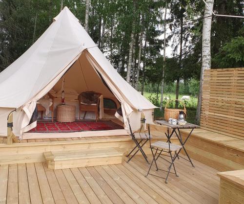 Skålbo gårdsglamping