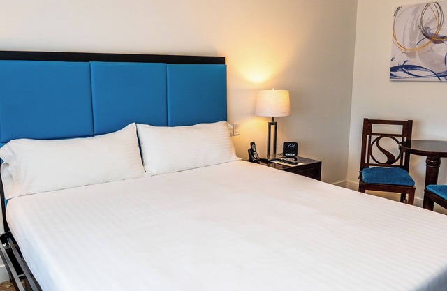 SKKY Hotel