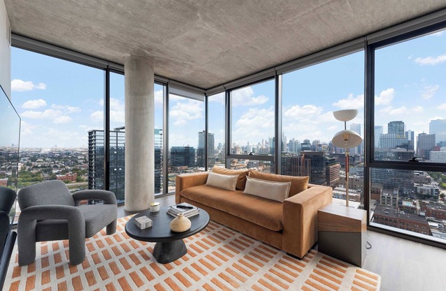 Sky-High 2BR w/Gym & City Views