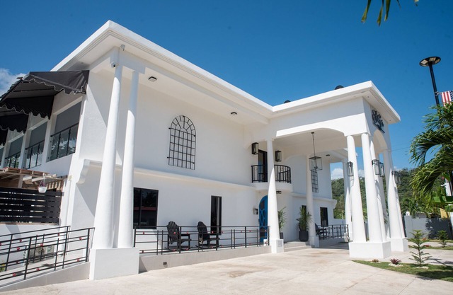 Sky's Villa Resort