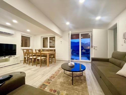 Sky view villa