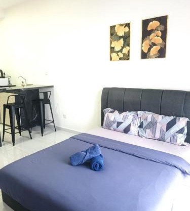 Skytrees Serviced Apartment Aeon Bukit Indah with TV box-B22