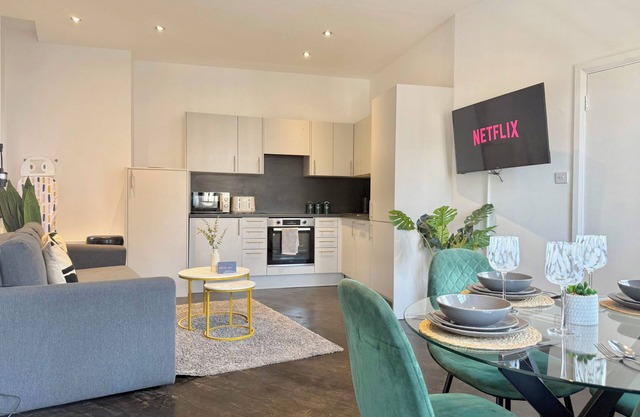 Sleek 1 Bedroom flat in Shoreditch, Old Street