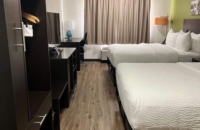 Sleep Inn & Suites Salina I-135