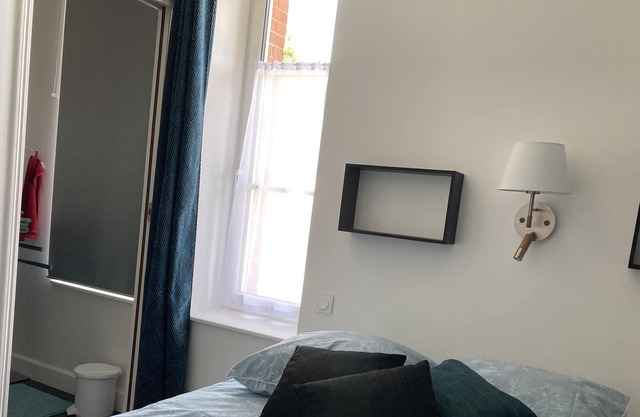 Small bedroom with shower, WC on landing