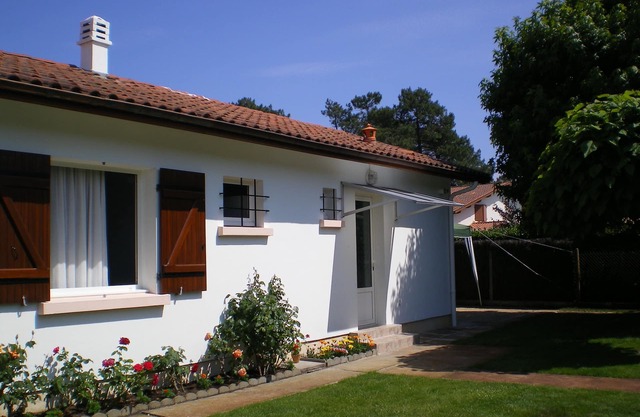 Small and nice house located behind the owners' house in a quiet area