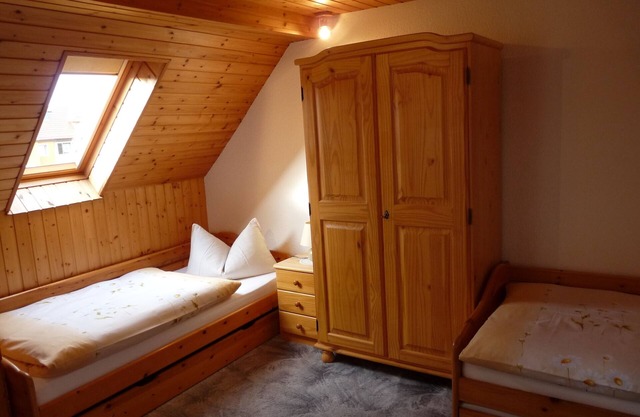 Small cozy bed and breakfast in a quiet green area near the center