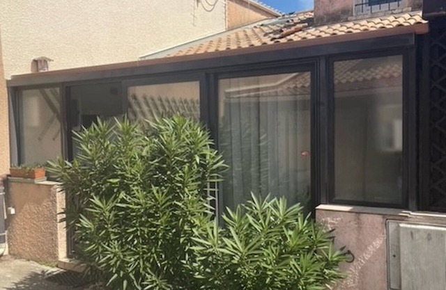 Small house close to the beach