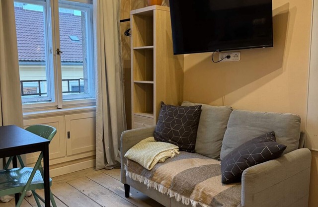 Small studio in hipster neighborhood