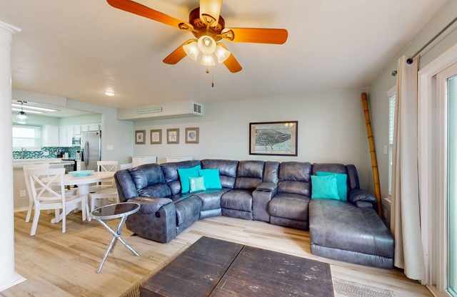 Snowbird-friendly sound-front townhouse near beach with pool, patio, sound views