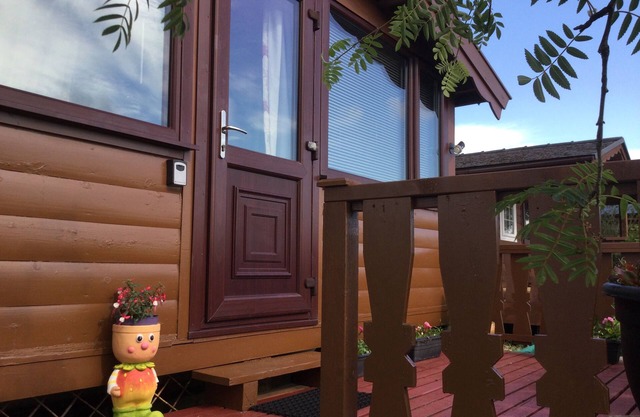 Snowdonia National park Log cabin with garden