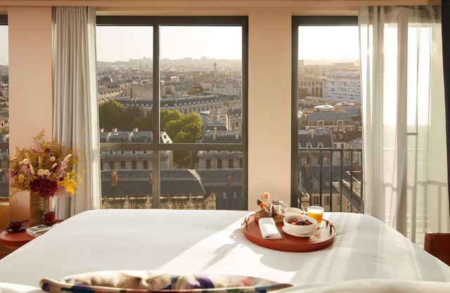 SO/Paris Hotel