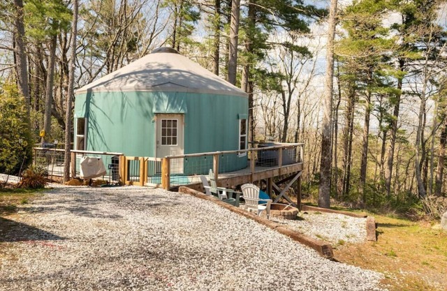 Soak in the Hot Tub & View the Stars @ "Starlight Yurt"