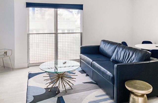 SOFI! Newly renovated! Garage parking, walk to the beach!