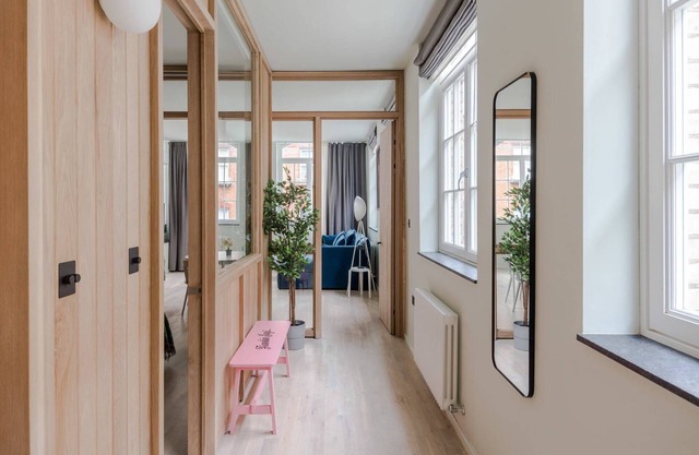 Soho Chic Retreat by Frankie Says