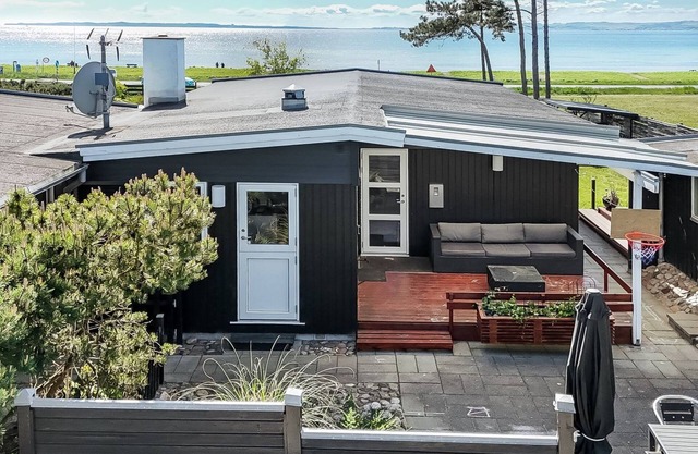 "Soini" - 50m from the sea by Interhome