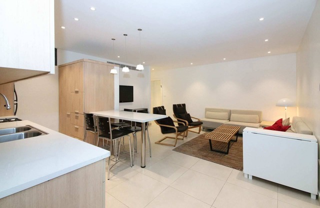 Sokolov - Two Bedroom Apartment, Sleeps 4