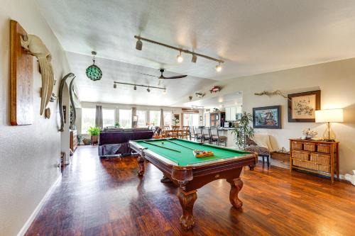 Soldotna Home with Yard, Walk to Kenai River!