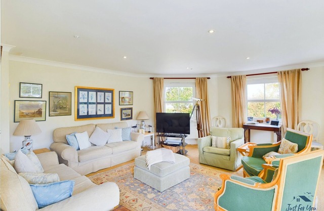 Solent Landing No. 16: Beach Retreat