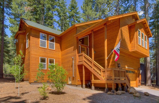 Solitude on the West Shore: Spacious Retreat Near Tahoe City with Hot Tub, Games
