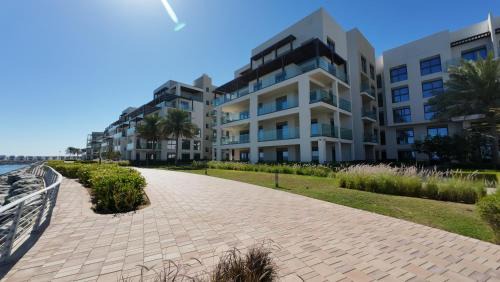 Solo Realty Apartments at Address Residence Fujairah