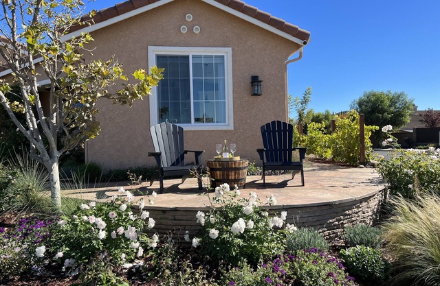 Solvang/Buellton area holiday/vacation upscale Rental w/patio, grill