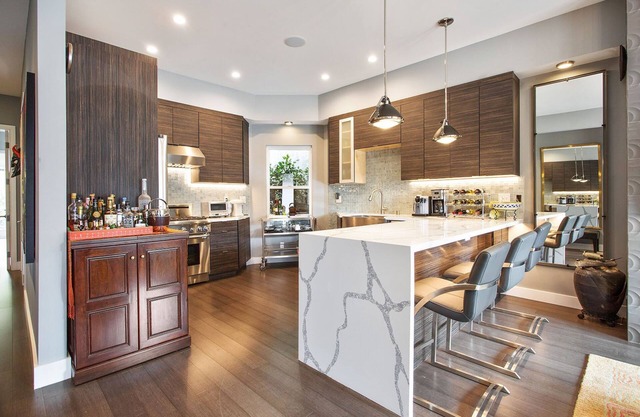 SOMA Condo 2Br/2Ba-Free Parking-Easy Walk to BART