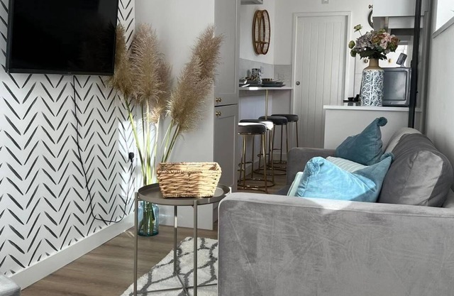 Somerset House with Garden, 2 bedrooms