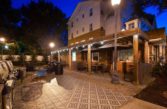 Sonesta Simply Suites Falls Church