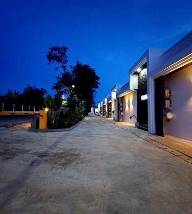 Song View Pool Villa