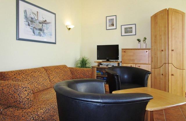 Sonnenresidenz WE10: friendly 2-room apartment close to the beach with large south-facing balcony