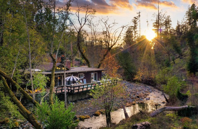 Sonoma Creek Haven – Creekside Near 20+ Wineries