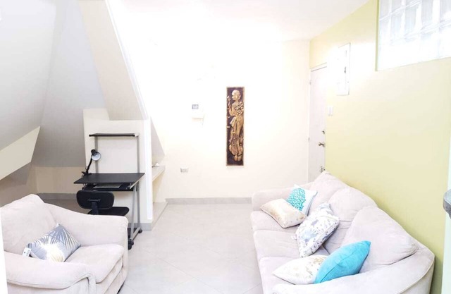 SOPHISTICATED APARTMENT CLOSE TO AIRPORT SECURITY 24 hours GREAT LOCATION