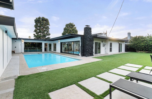 Soul LA House - 4bd, pool, oasis yard, sauna, gym