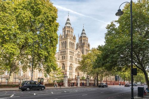 SouthKen Palace Suites